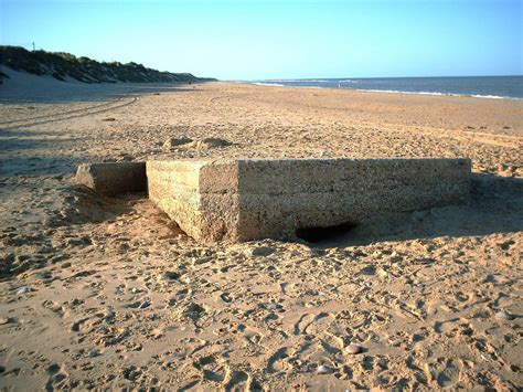 Hemsby 2006 Effects of coastal erosion Hemsby | I've got a p… | Flickr