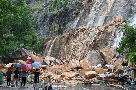 A storm unprecedented in 140 years causes severe flooding in Hong Kong ...