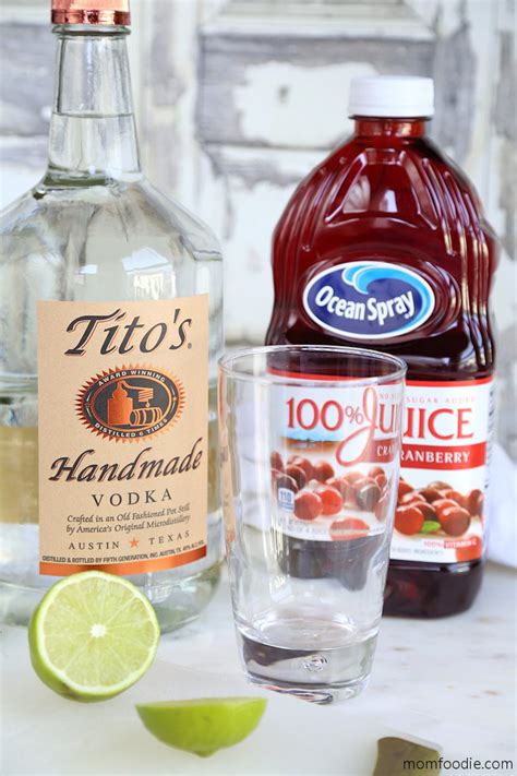 Cape Codder Cocktail - Make this Classic Cocktail at Home! - Mom Foodie