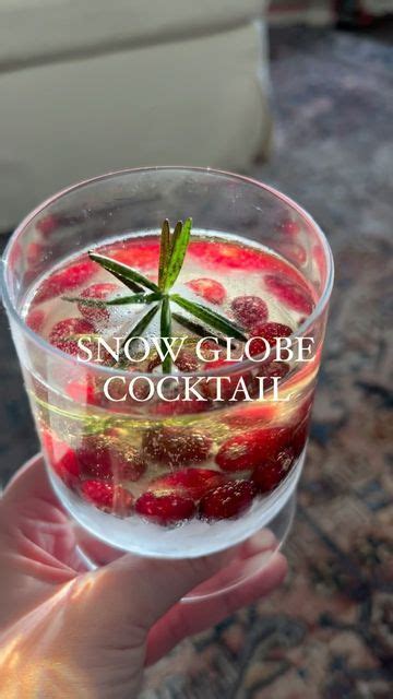 Cortney LaCorte on Instagram: "SNOW GLOBE COCKTAIL 🎄🥂 I finally tried the viral snow globe trend ...