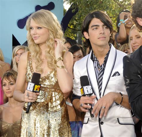 Flipboard: Taylor Swift Is Sorry She Put Her Ex Joe Jonas 'on Blast ...