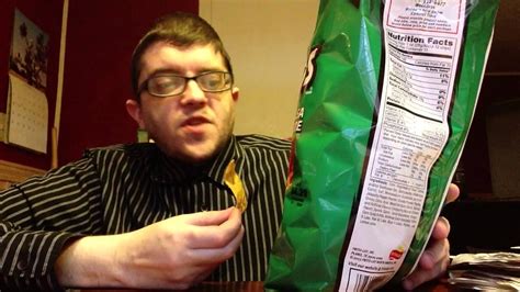 Review: DORITOS Salsa Verde Tortilla Chips - YouTube