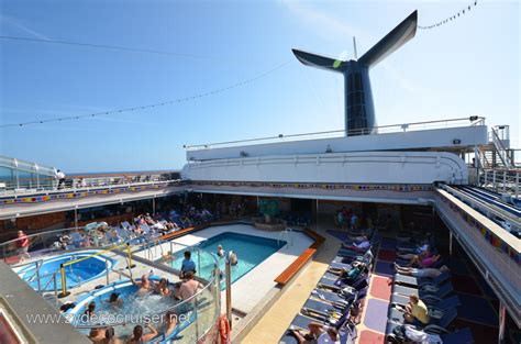 The Sky Pool and Bar