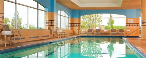 Quincy, MA Hotel with Indoor Pool - Fitness Center | Boston Marriott Quincy