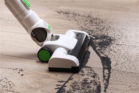 Which Vacuum Cleaner is Best for Hardwood Floors? - A Nation of Moms