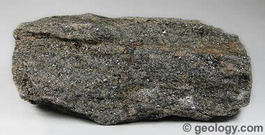 Graphite: A mineral with extreme properties and many uses