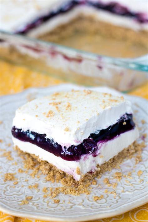 Easy No-bake Blueberry Delight | TheBestDessertRecipes.com