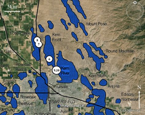 Kern Oil Fields, Bakersfield, CA (Google Earth, 2015). Oil field ...