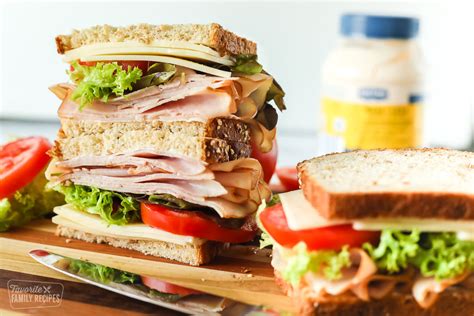 Deli Style Turkey Sandwich