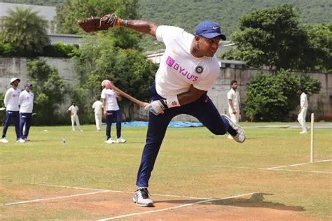 SL v SA 2021: Dasun Shanaka requests throw-down coach for Sri Lanka ...