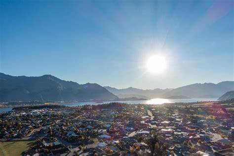 Hiking in New Zealand: 10 of the best and most beautiful hikes ...