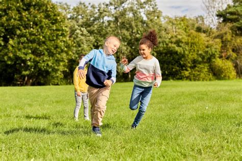 How to Play the Stuck In The Mud Game + Variations - Empowered Parents