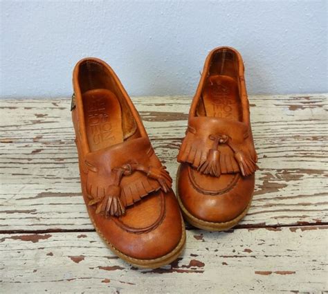 Vintage MASON Shoes / 1970s Wedge Heels / Womens by BluegrassBooty