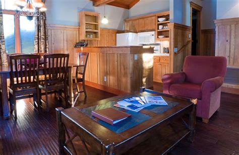 Tamarack Lodge (Mammoth Lakes, CA) - Resort Reviews - ResortsandLodges.com