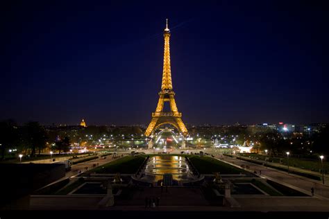 Paris Night 4K Wallpaper