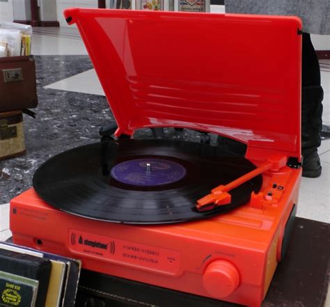 Battery Operated Record Player Free Stock Photo - Public Domain Pictures