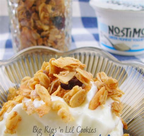 Big Rigs 'n Lil' Cookies: Maple Syrup Granola