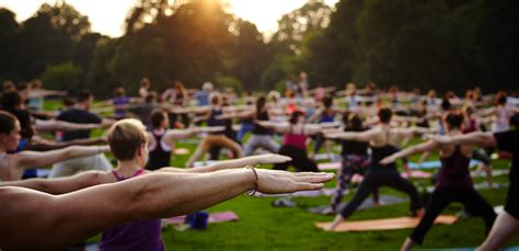 Outdoor Yoga in NYC: A Guide to Free Classes and Rooftop Vinyasa