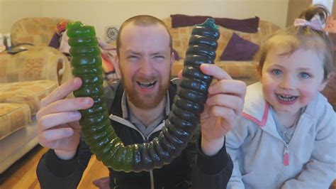 World's Largest Gummy Worm Challenge With My Daughter - YouTube