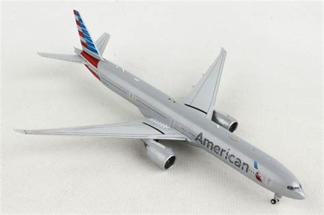 Gemini Jets 1:400 Boeing 777-300ER: American Airlines