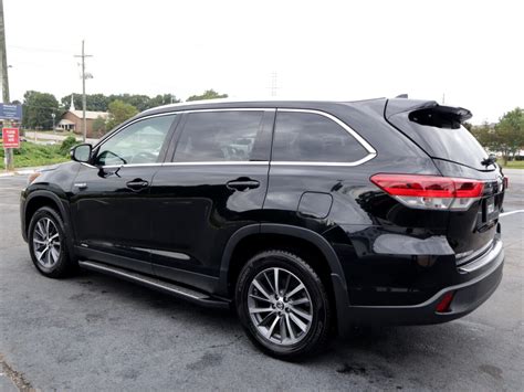 2019 Pre-Owned Toyota Highlander Hybrid XLE AWD AWD SUV