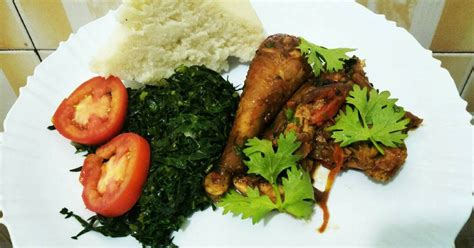 Wet fried chicken with greens and ugali Recipe by Winnie Aducxer - Cookpad