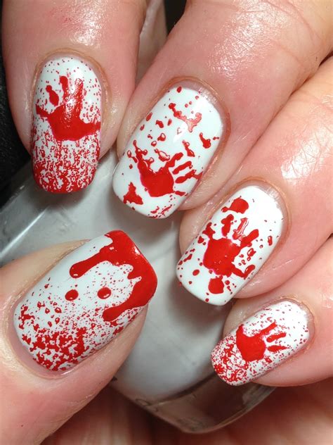 Canadian Nail Fanatic: Halloween Bloody Hands!