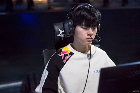 LMHT: DRX Deft muốn giành thêm danh hiệu LCK trước khi lên đường nhập ngũ | ONE Esports Vietnam