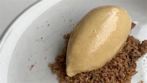 How to make the perfect Quenelle — Ilaria Marzullo