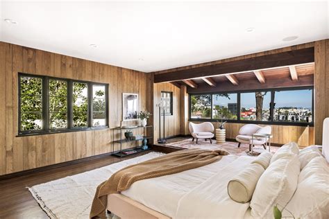 Tom Shadyac Lists L.A. House, Once Owned by Aaron Paul, for $2.75M