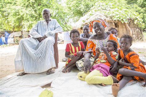 In Senegal, the village of Ndouff rises from its own ashes | Start Network