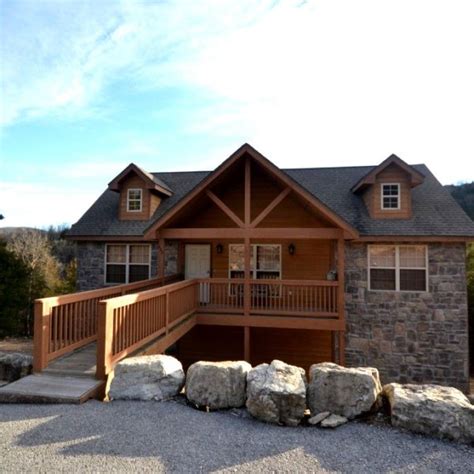 Pet-Friendly Cabins in Branson - 2023 Discounts - Branson Travel Office