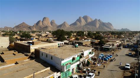 Kassala / كسلا (Sudan) - City Centre and Taka Mountains | Flickr