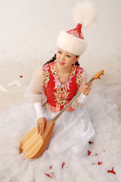 Culture and national traditions of the Kazakh people, Information about Kazakhstan