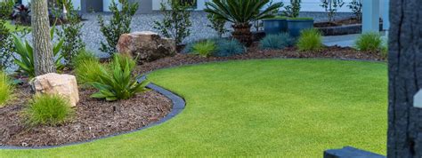 On-Trend Lawn Edging Options! | Cobbitty Lawn Turf