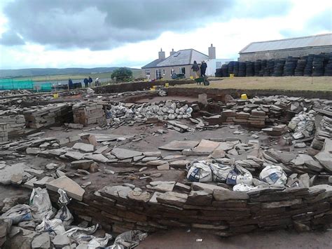 Evidence for Oldest Prehistoric Textiles in Scotland Discovered at the Ness of Brodgar, Orkney