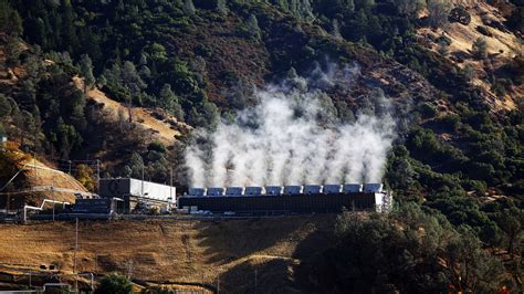 Industrial History: The Geysers, CA: 900mw geothermal complex, 20 plants