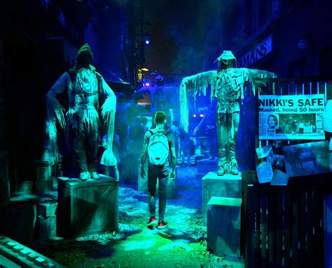 halloween horror nights 4 singapore | Universal Studios Singapore ...