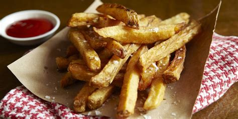 Heston Blumenthal’s triple cooked chips recipe - perfect chip recipe.