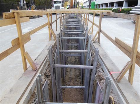 Quickly Shore a Trench with Hydraulic Shoring Systems | National Trench ...