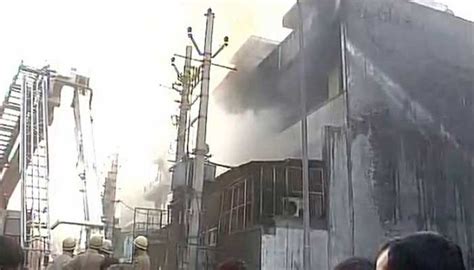 Delhi: Man dies in massive fire in Narela industrial area - Dynamite News