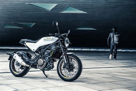 The Husqvarna Vitpilen 401 Is Finally a Production Model