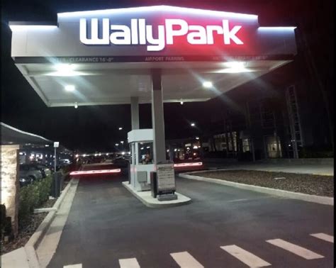 WallyPark Premier Airport Parking at Chicago Chicago O'Hare (ORD ...