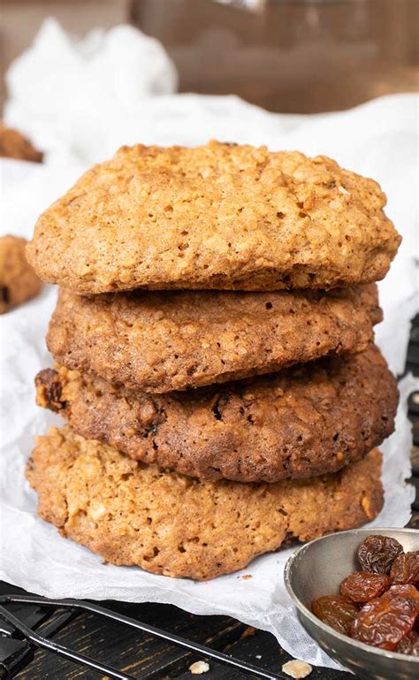 Vegan Oatmeal Cookies - Gourmandelle