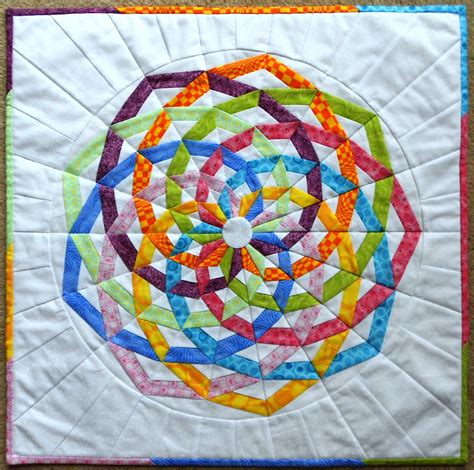 Dancing Ribbons block | Quilt patterns, Ribbon quilt, Paper piecing quilts