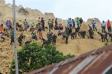 NAGA LANDSLIDE UPDATE: Death toll climbs to 54 | Cebu Daily News