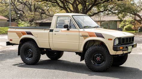 1983 Toyota Pickup 4x4 Is Retro Truck Perfection, For Sale