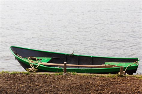 Green Boat Free Stock Photo - Public Domain Pictures