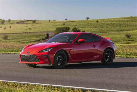 U.S.-Spec 2022 Toyota GR86 Debuts with More Power · Alex on Autos