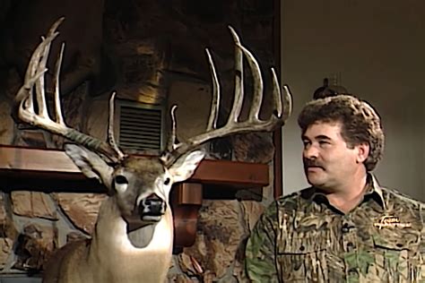 Rompola Buck: How One Deer Became Hunting's Top Controversy